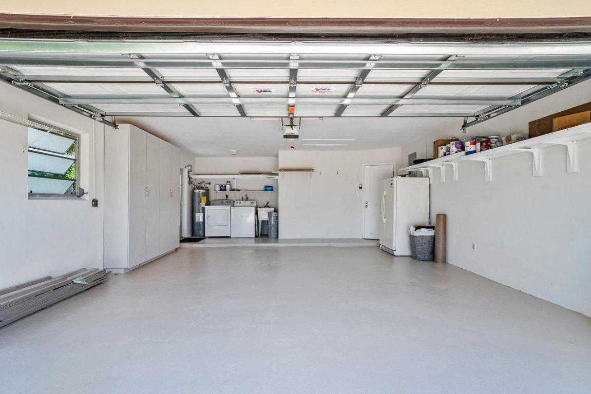 COVE 2ND SEC - Residential