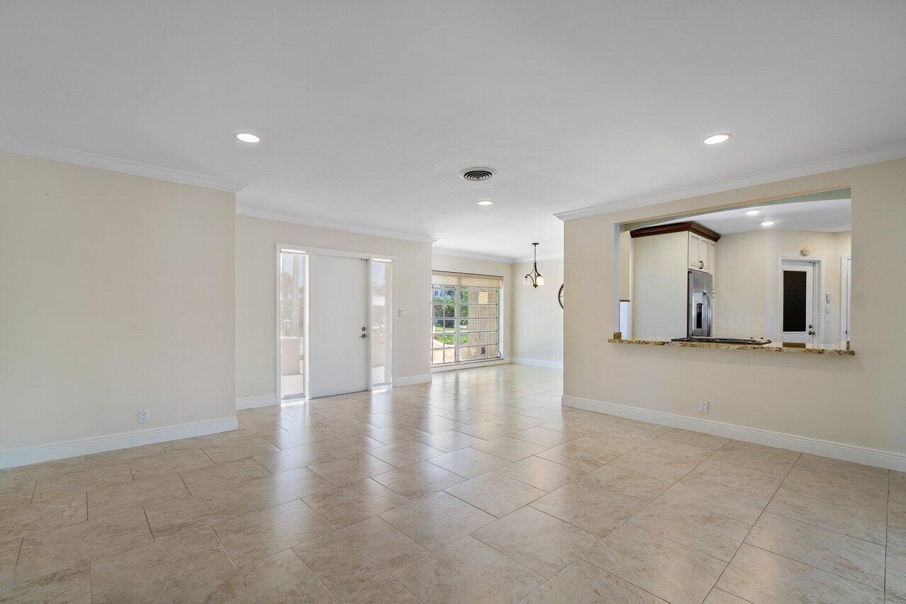 COVE 2ND SEC - Residential