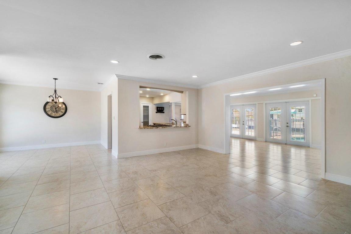 COVE 2ND SEC - Residential