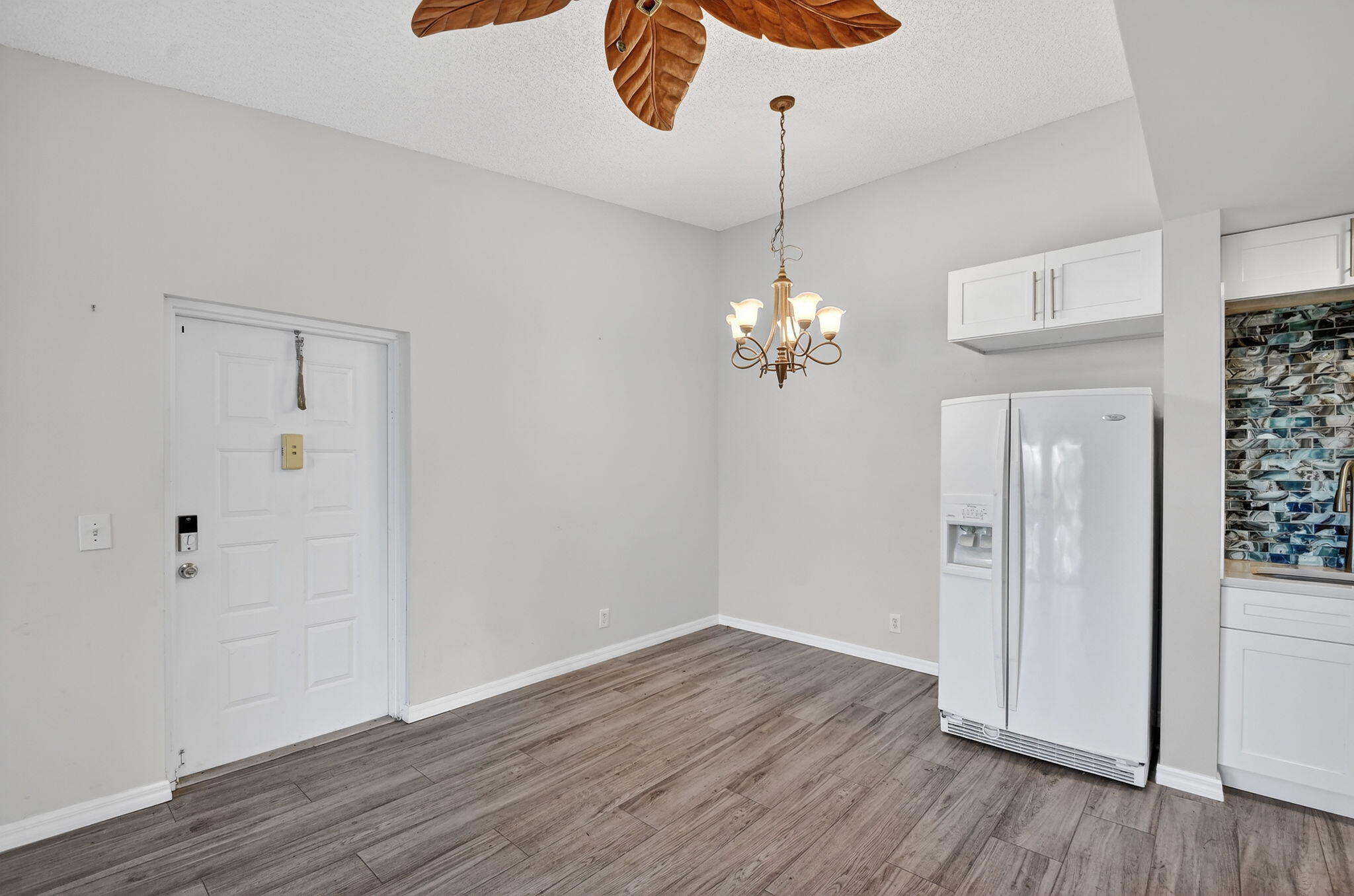 PINE RIDGE NORTH VILLAGE IV CONDO - Residential Lease