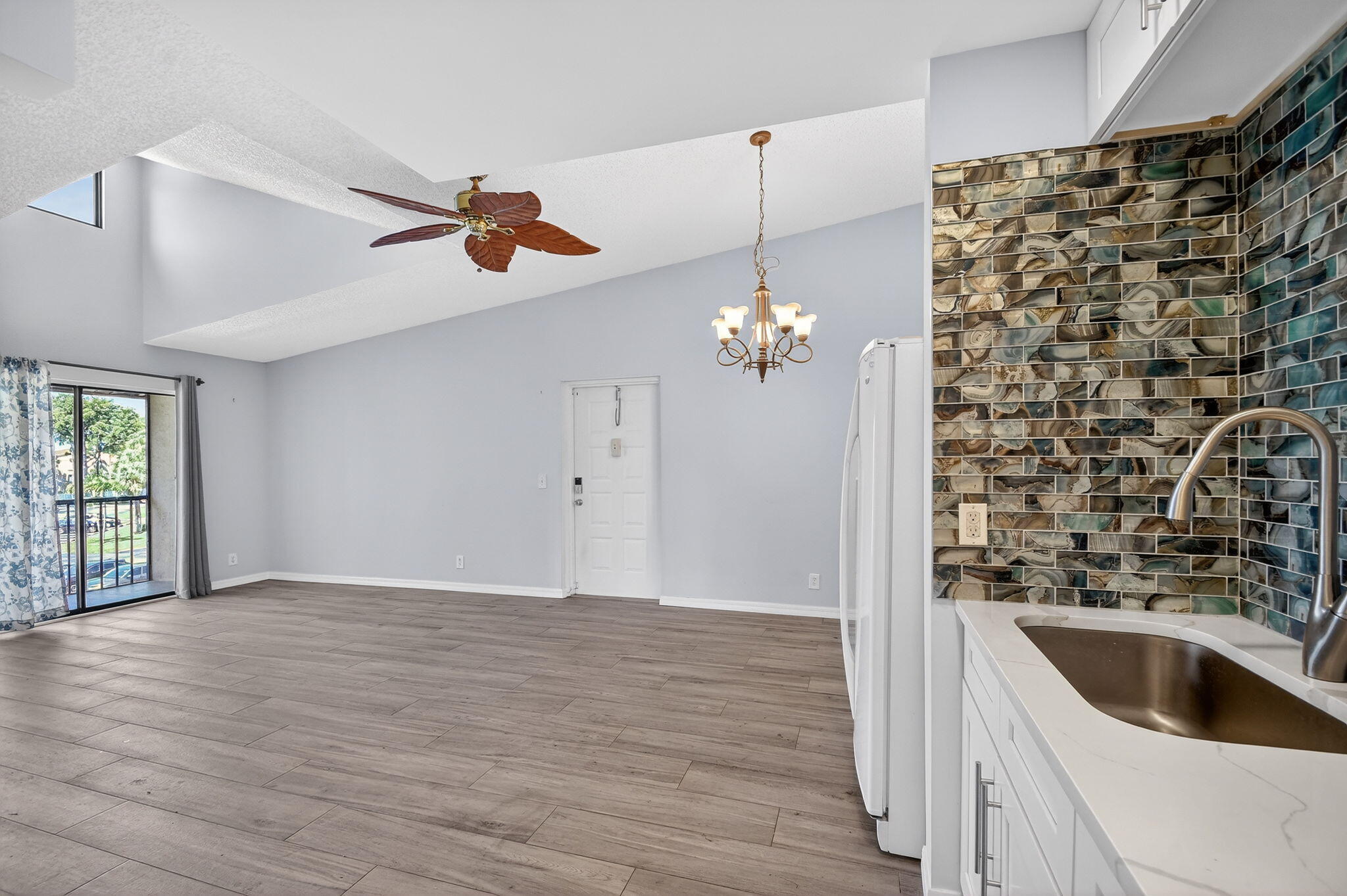 PINE RIDGE NORTH VILLAGE IV CONDO - Residential Lease