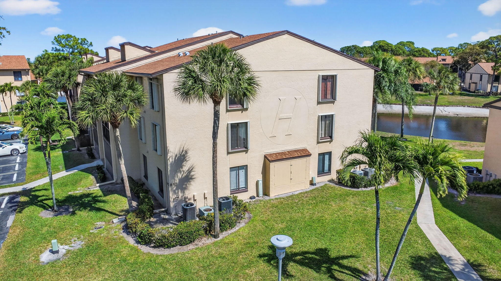 PINE RIDGE NORTH VILLAGE IV CONDO - Residential Lease