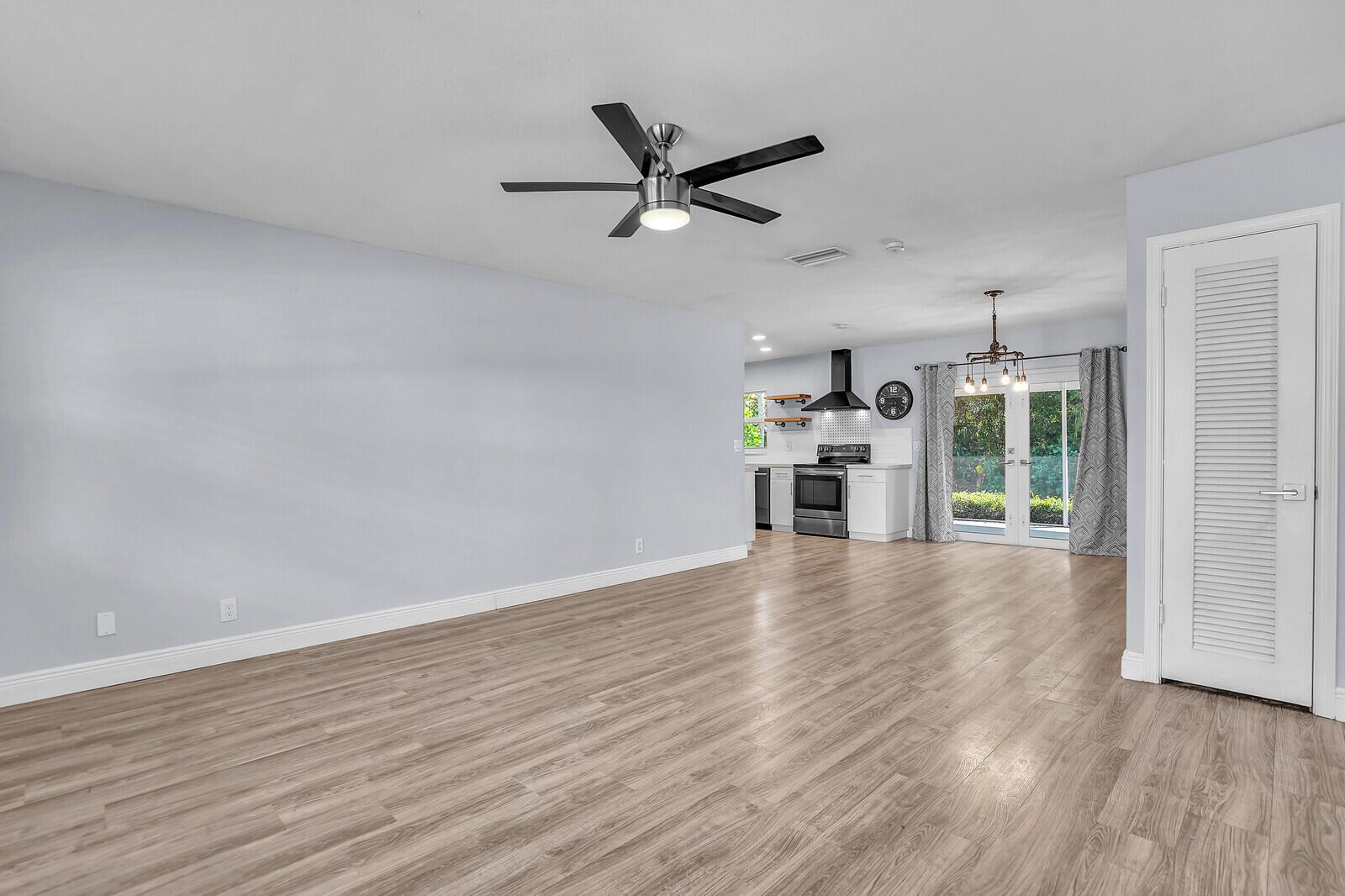 AMERICAN HOMES AT BOCA RA - Residential