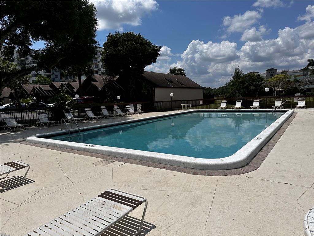 Village Townhouses Jacara - Residential