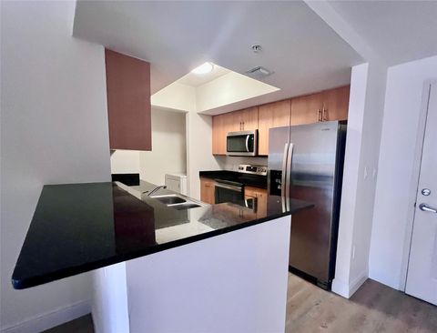 9357 SW 77 Ave 57-303 Miami FL 33156