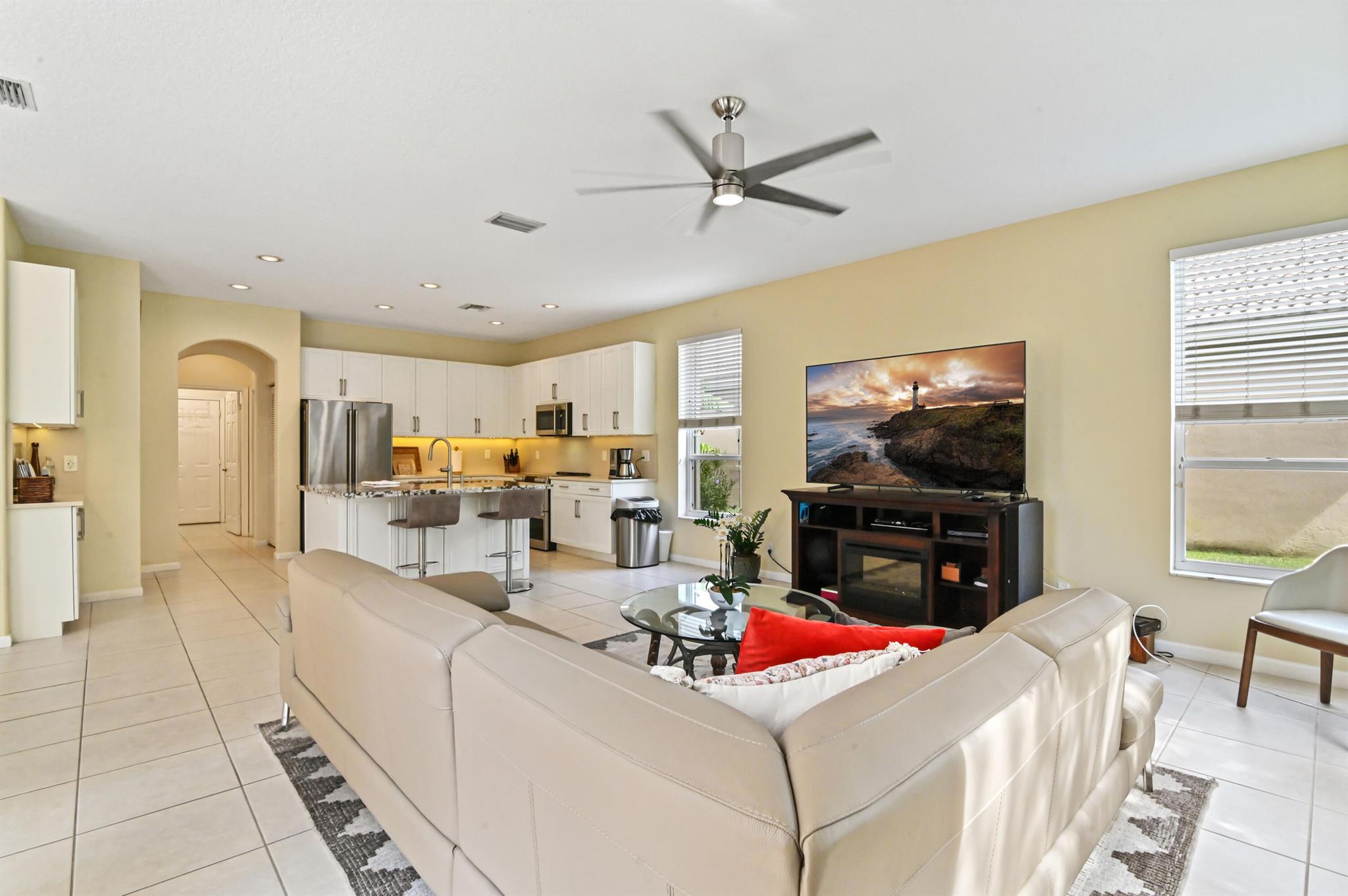 ORANGE GROVE - Residential