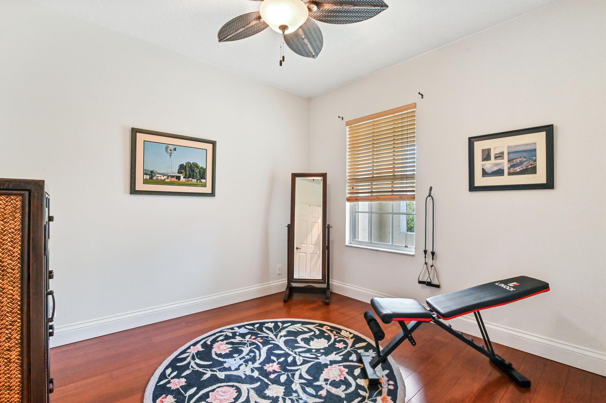 ORANGE GROVE - Residential