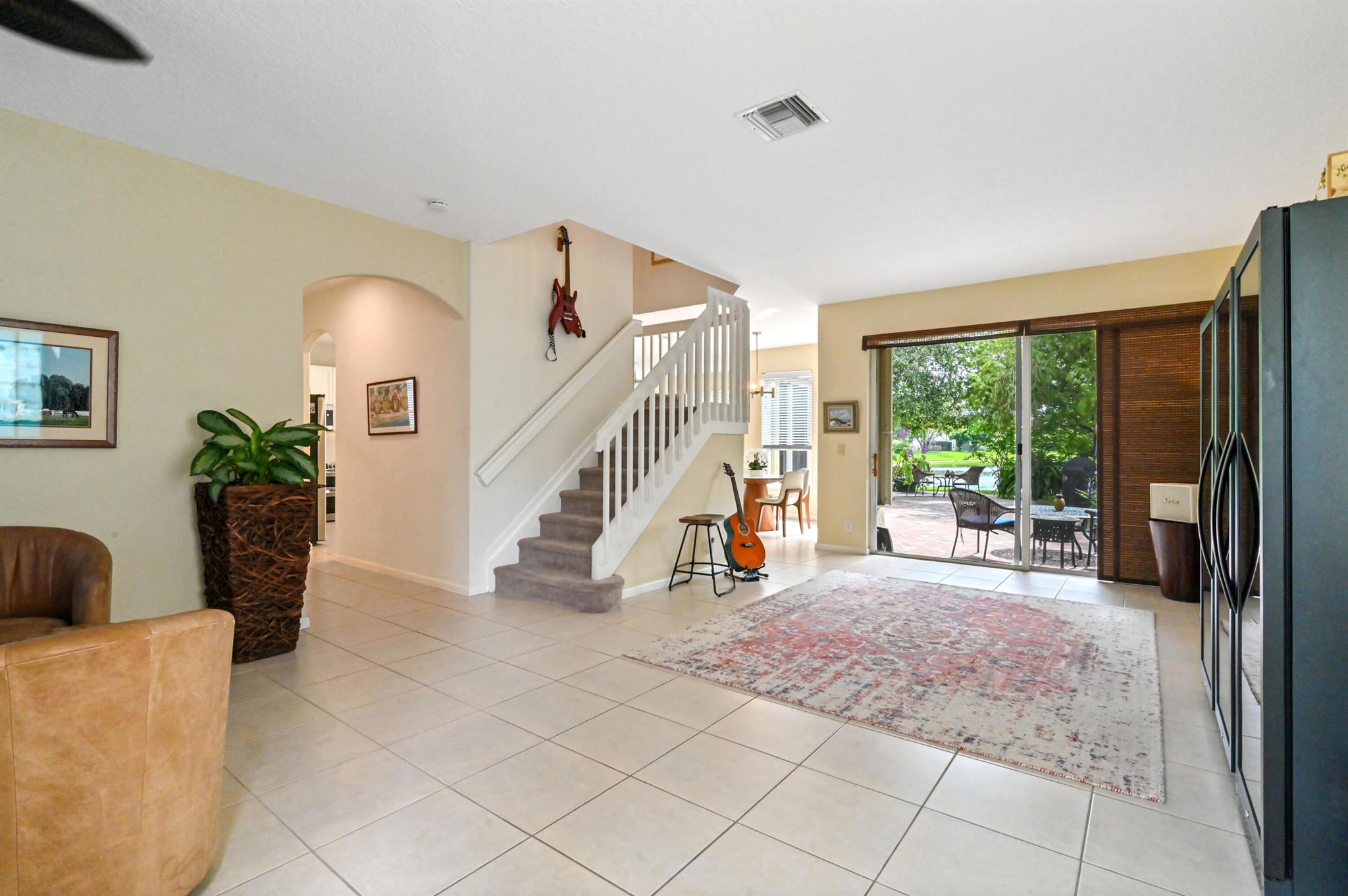 ORANGE GROVE - Residential