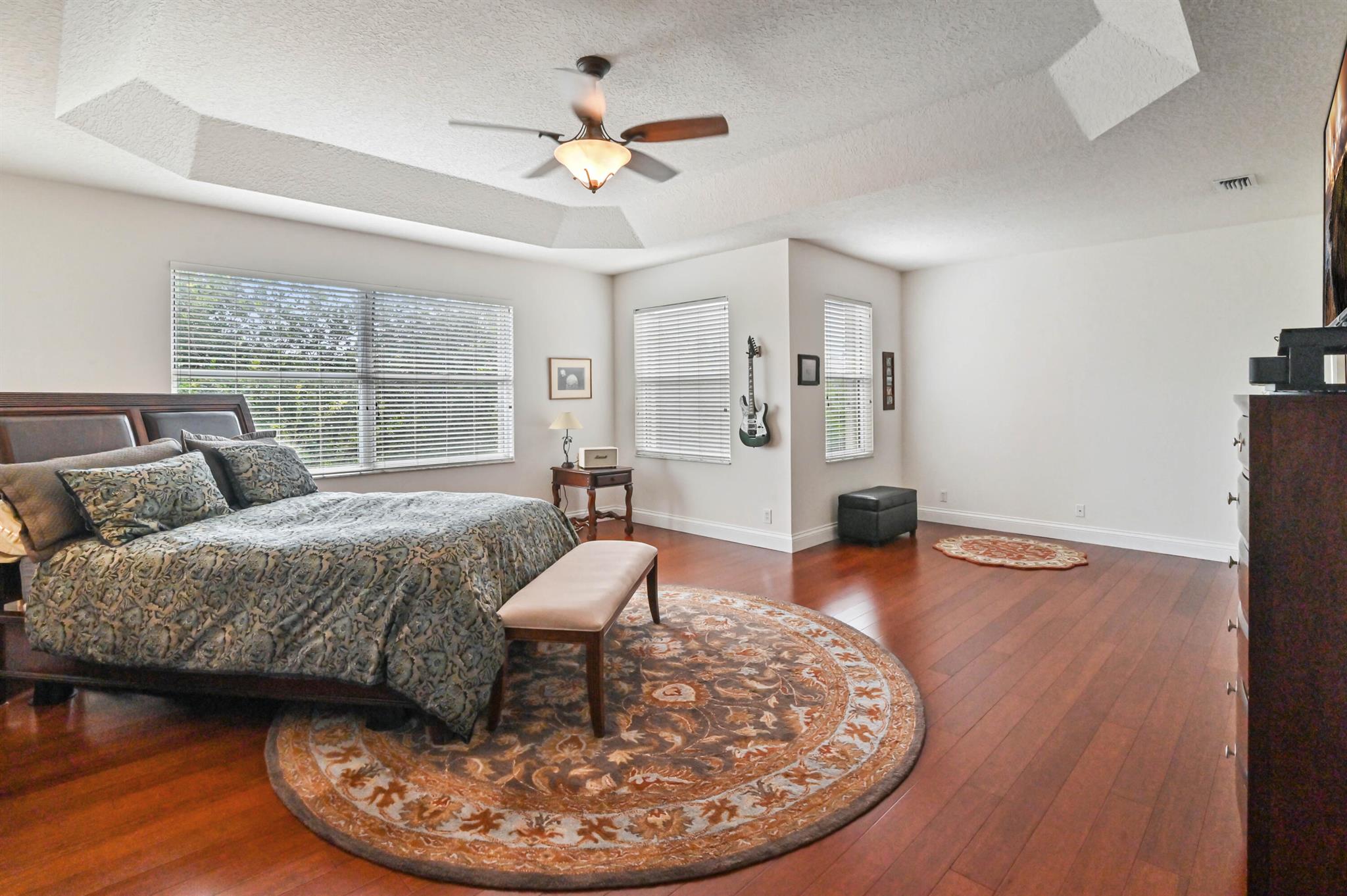 ORANGE GROVE - Residential