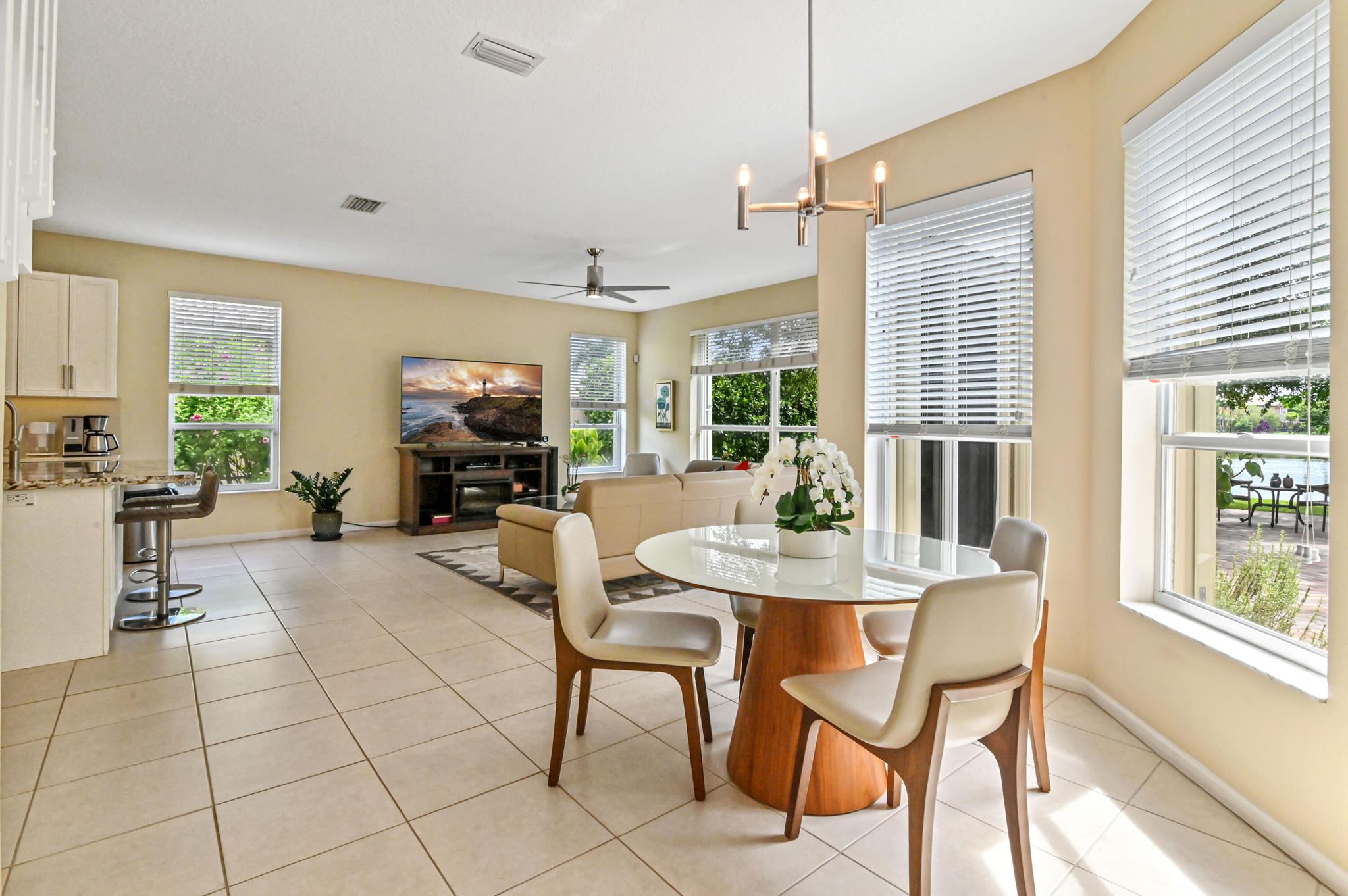 ORANGE GROVE - Residential