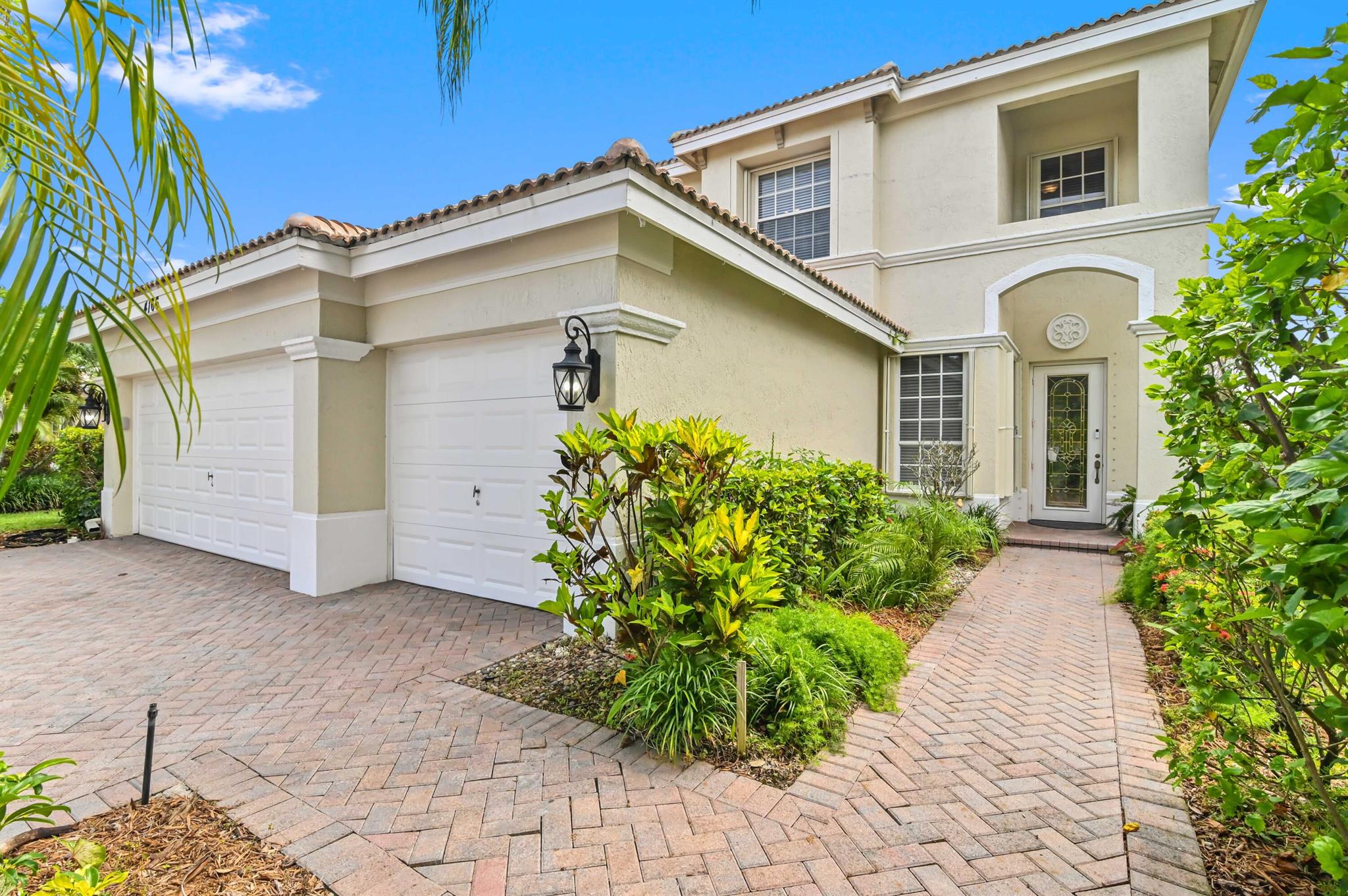 ORANGE GROVE - Residential