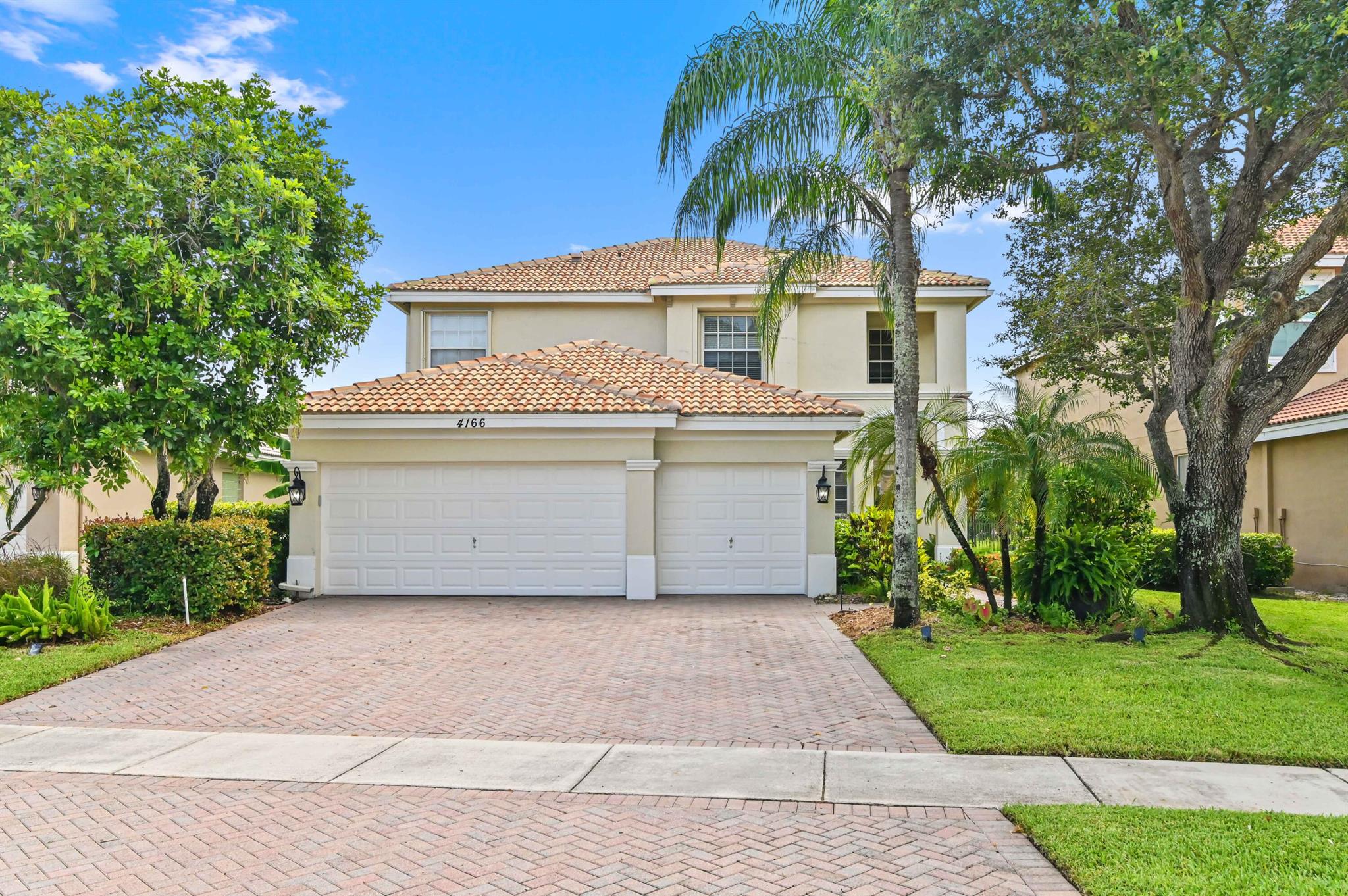 ORANGE GROVE - Residential