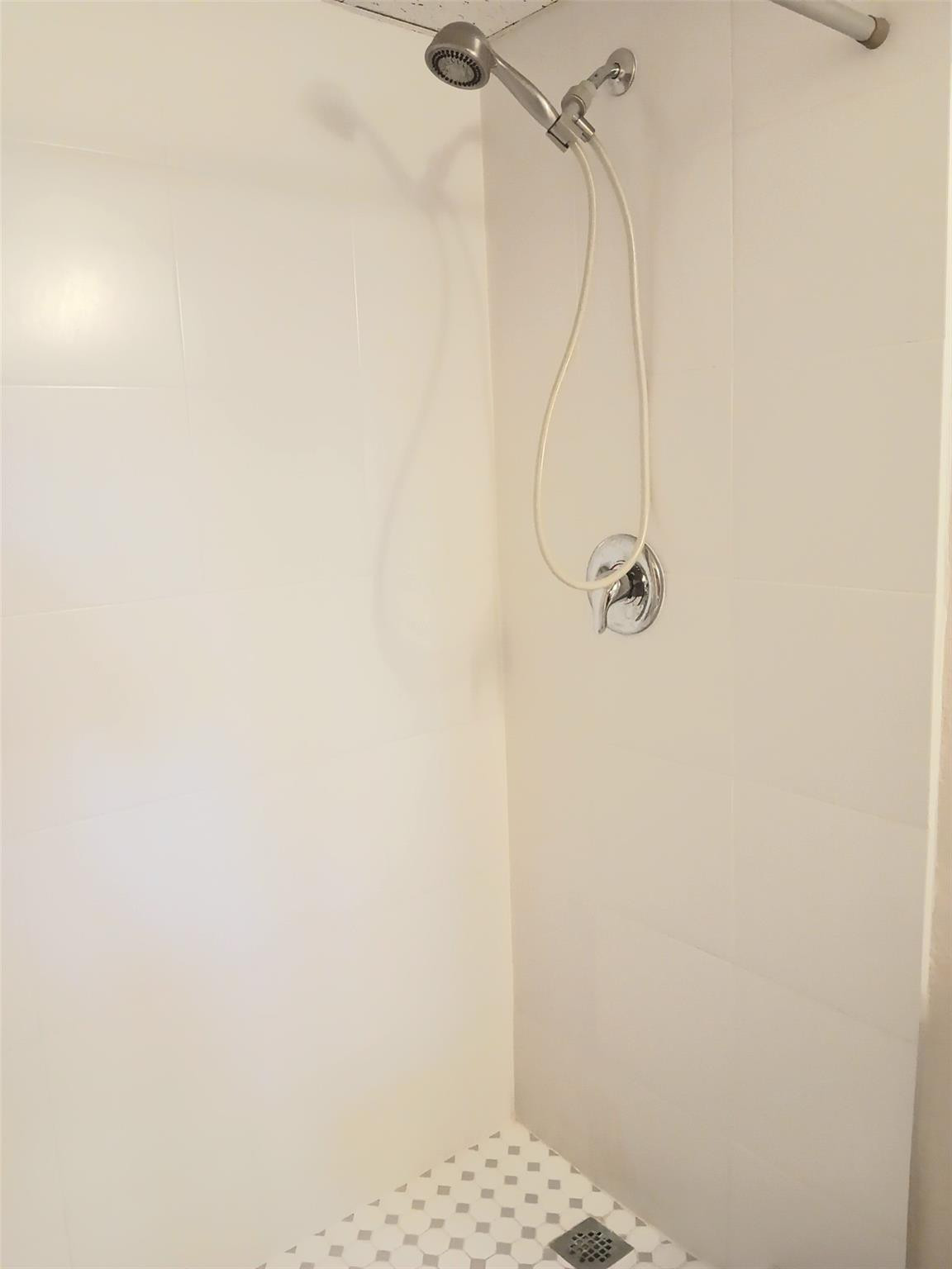 Oriole Golf & Tennis 2 - Residential