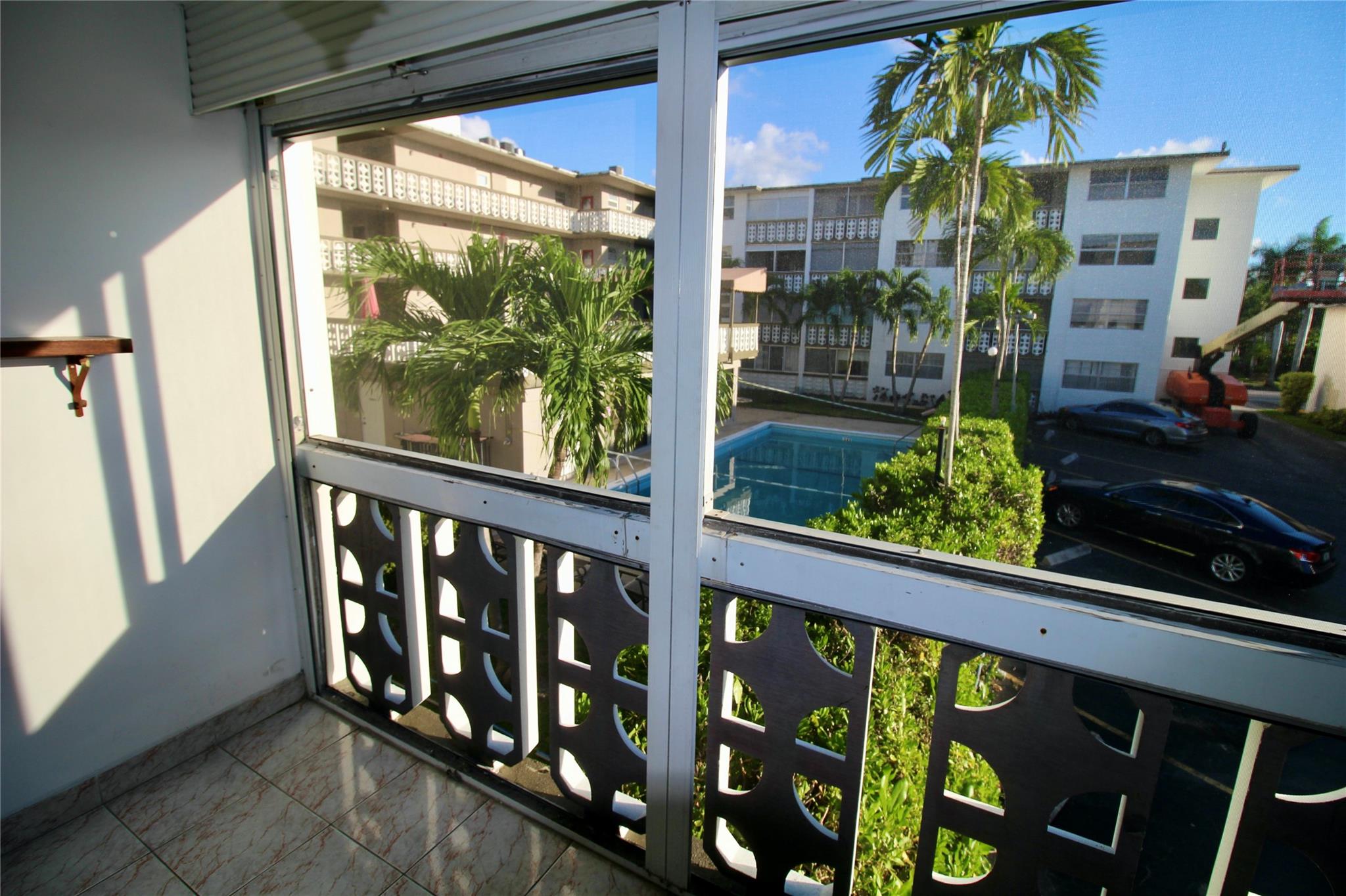 TURF CONDO - Residential Lease