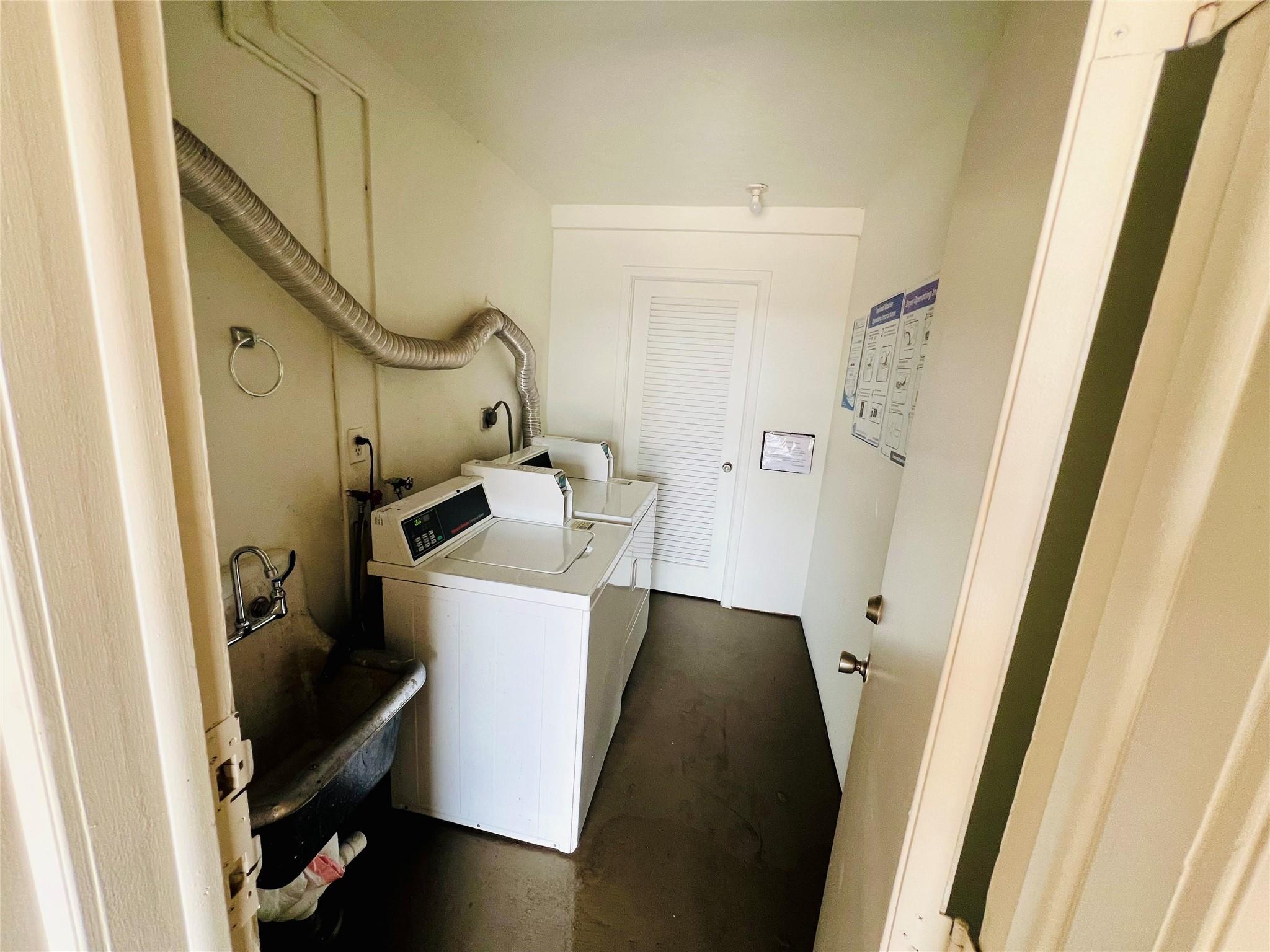 TURF CONDO - Residential Lease