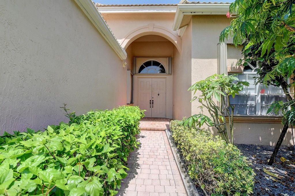 Photo of 13794 Viale Venezia, Delray Beach, FL 33446 (MLS # R10899224)