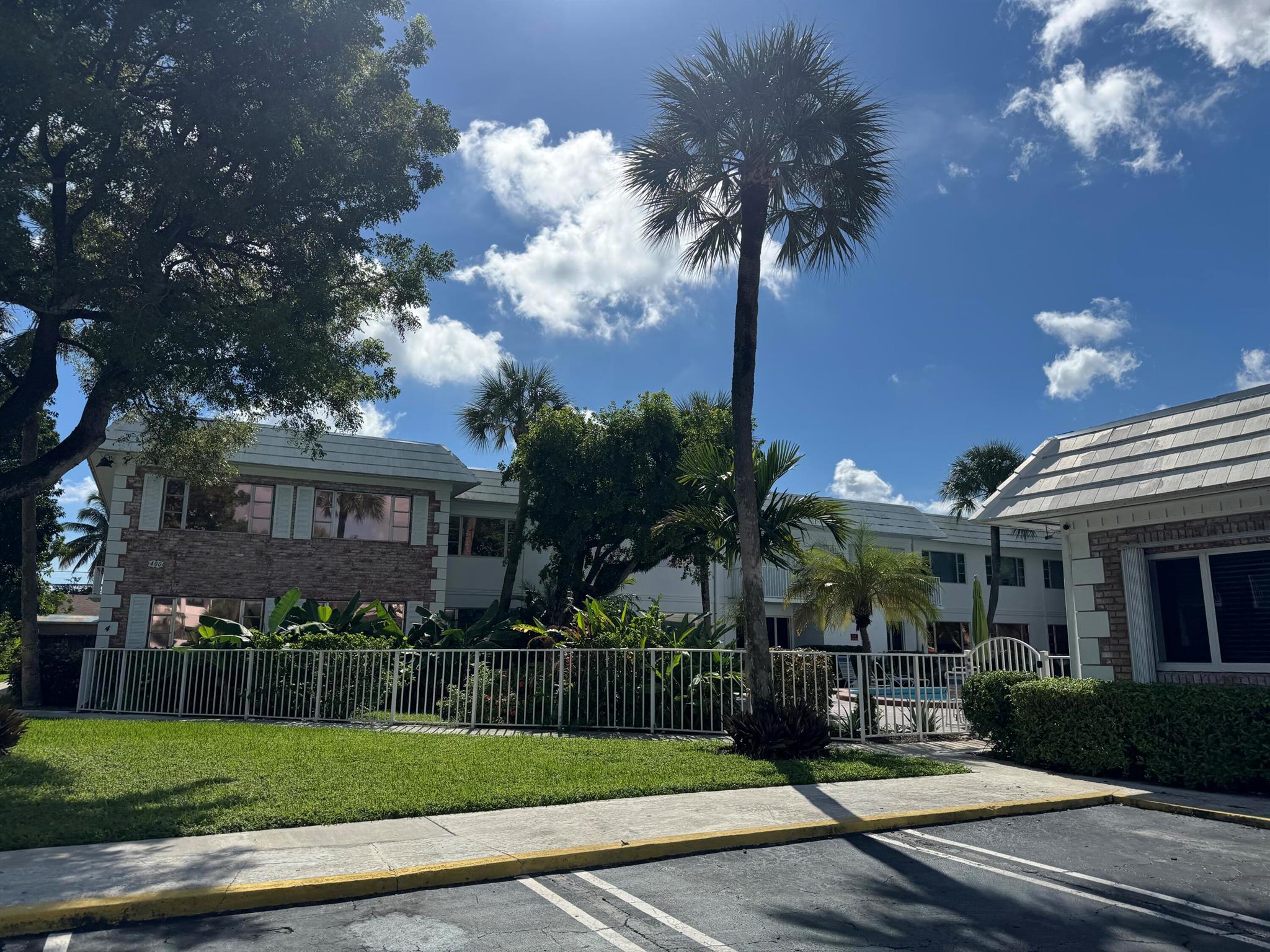 400 S Cypress Road 406