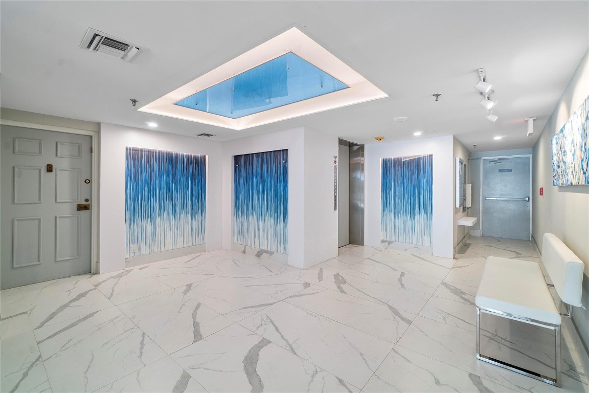 REGENCY AT BOCA POINTE - Residential