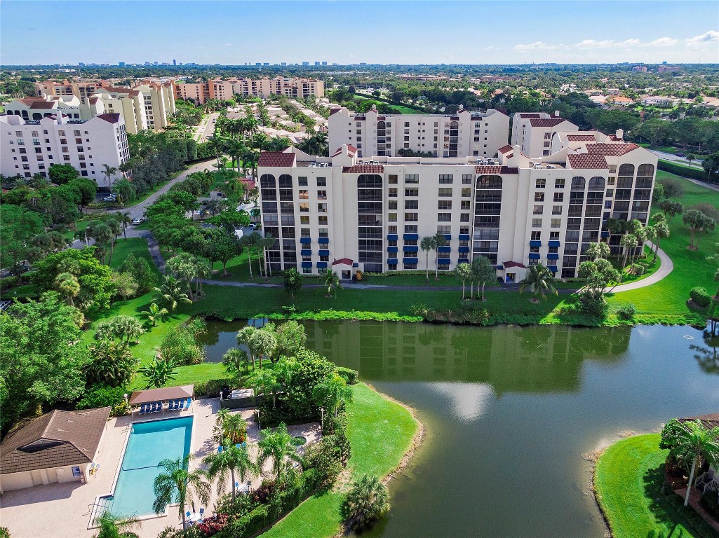 REGENCY AT BOCA POINTE - Residential