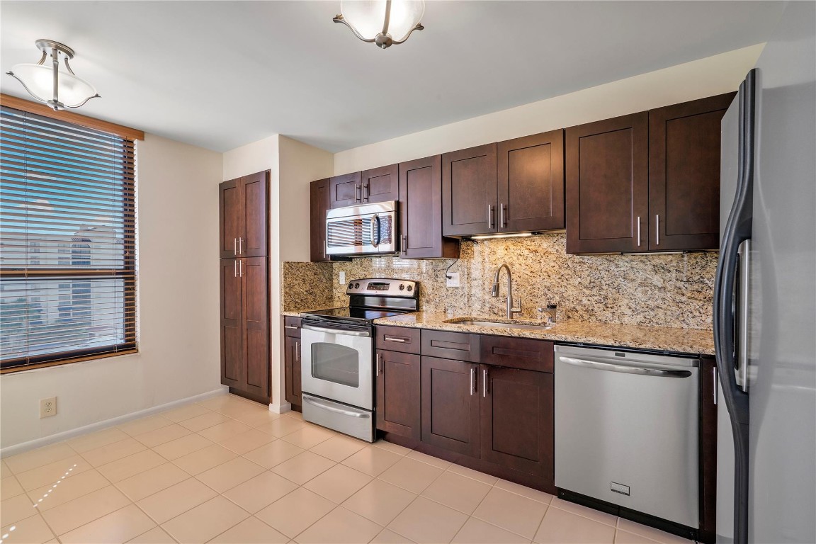 REGENCY AT BOCA POINTE - Residential