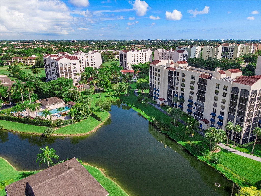 REGENCY AT BOCA POINTE - Residential
