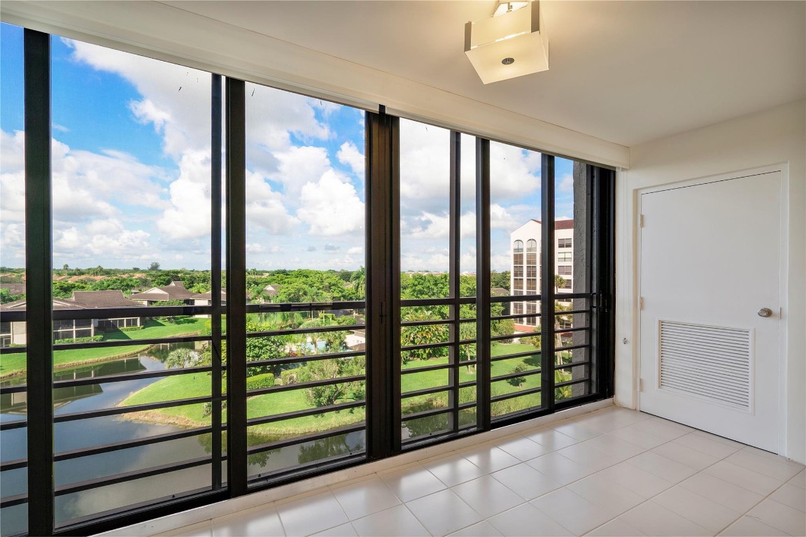 REGENCY AT BOCA POINTE - Residential
