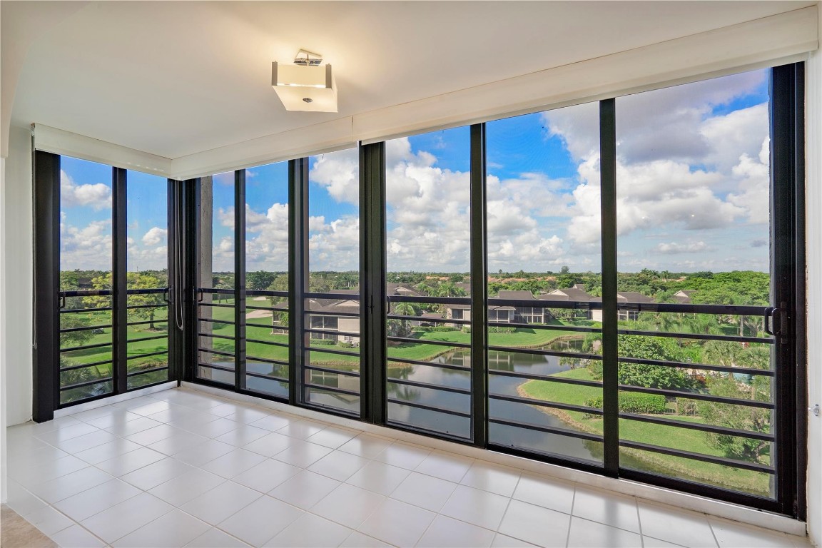 REGENCY AT BOCA POINTE - Residential