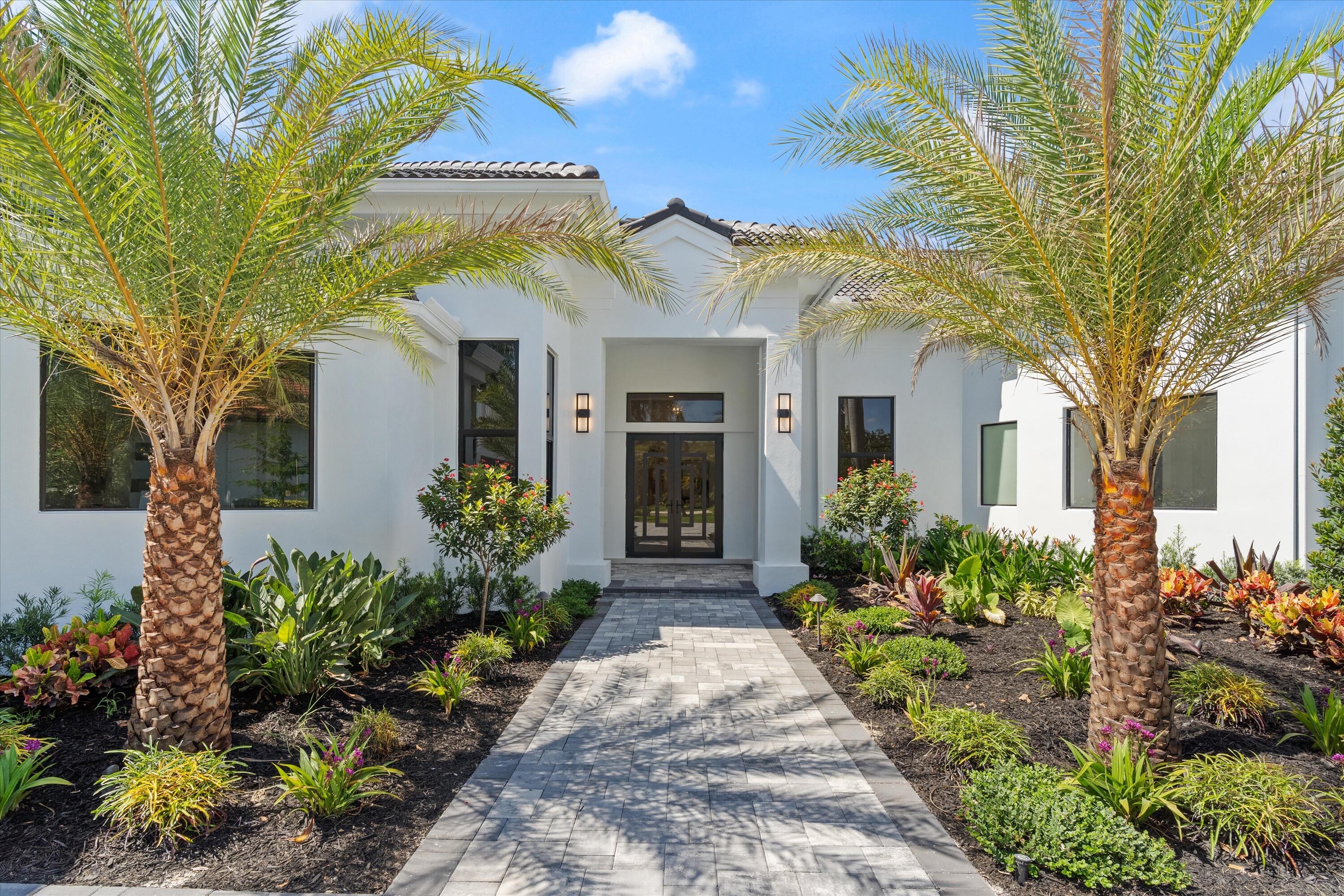 2525 Seminole Circle