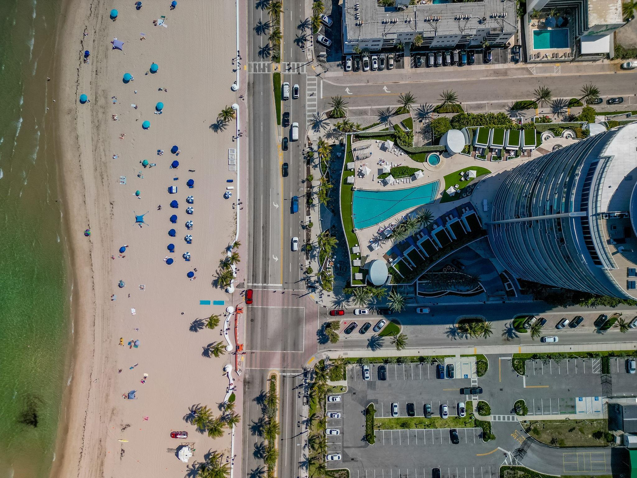 PARAMOUNT - Residential