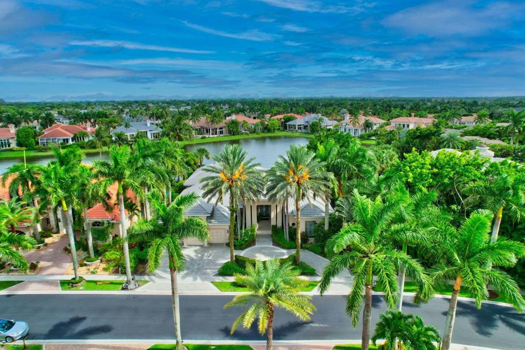 COVENTRY AT WOODFIELD COU - Residential