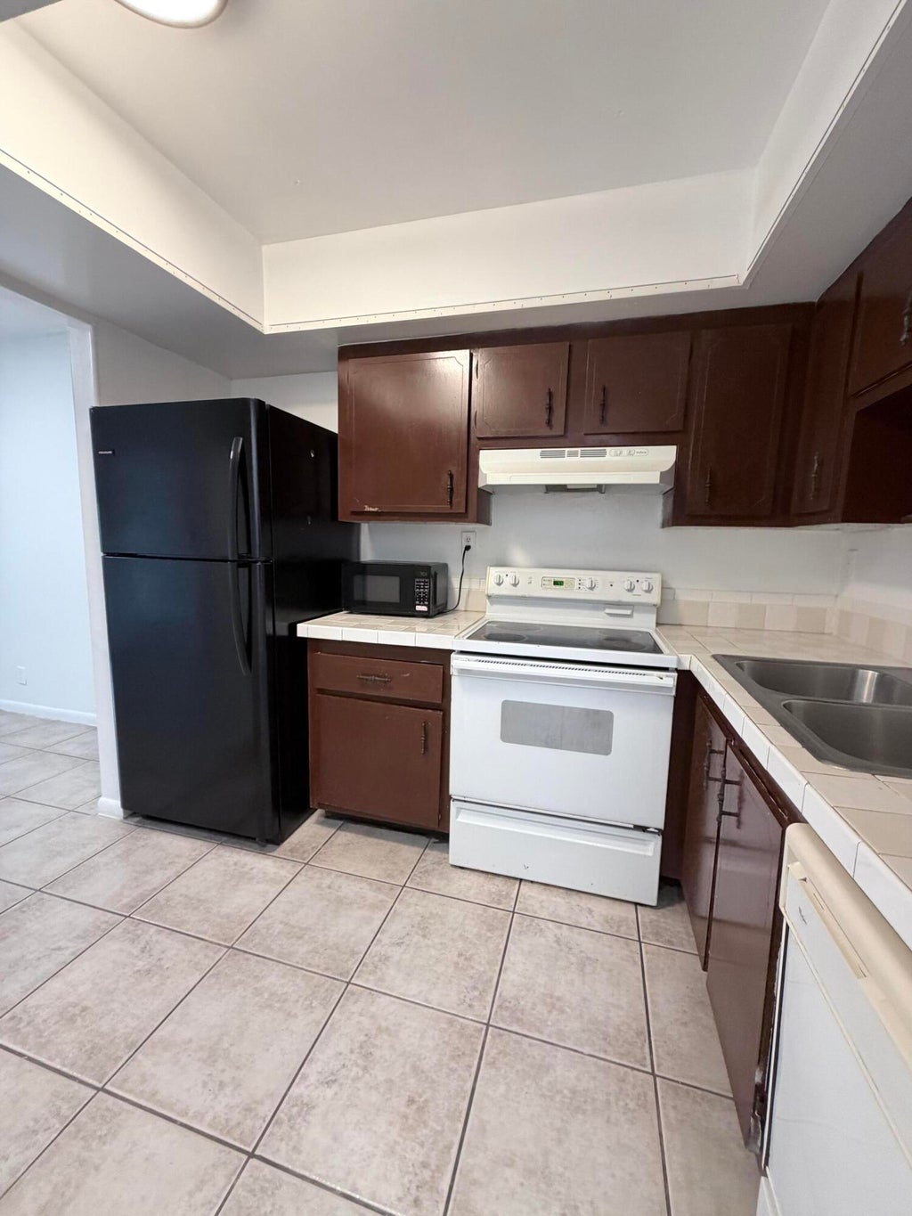 Photo of 11280 W SAMPLE Road #8, Coral Springs, FL 33065 (MLS # B26091396)