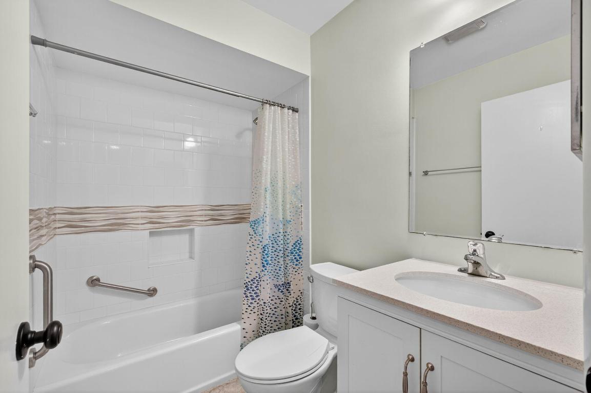 RIVERBEND CONDO - Residential