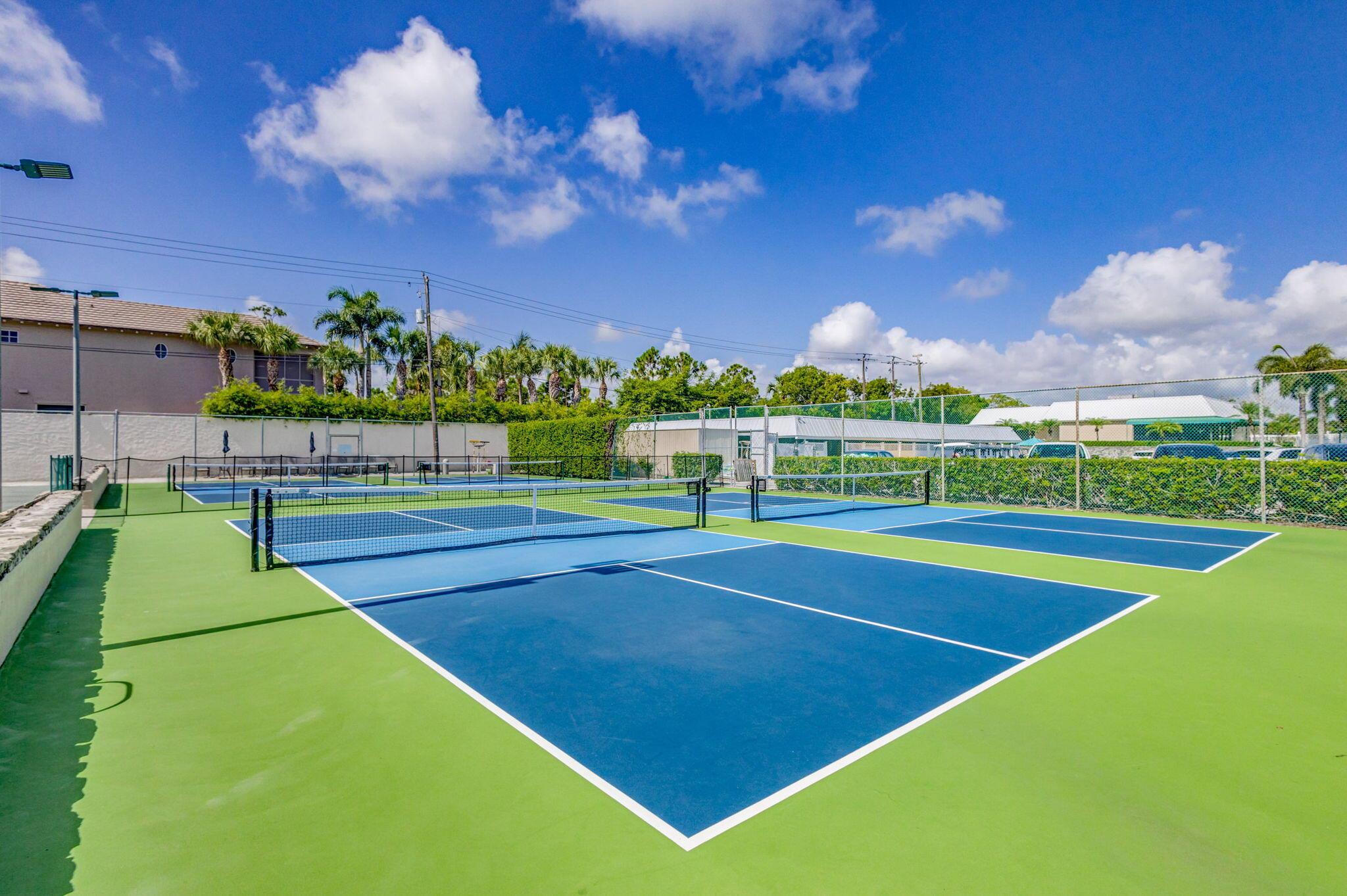 RIVERBEND CONDO - Residential