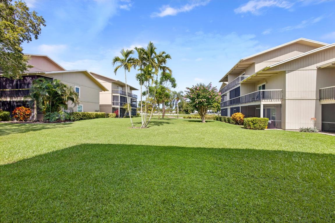 RIVERBEND CONDO - Residential