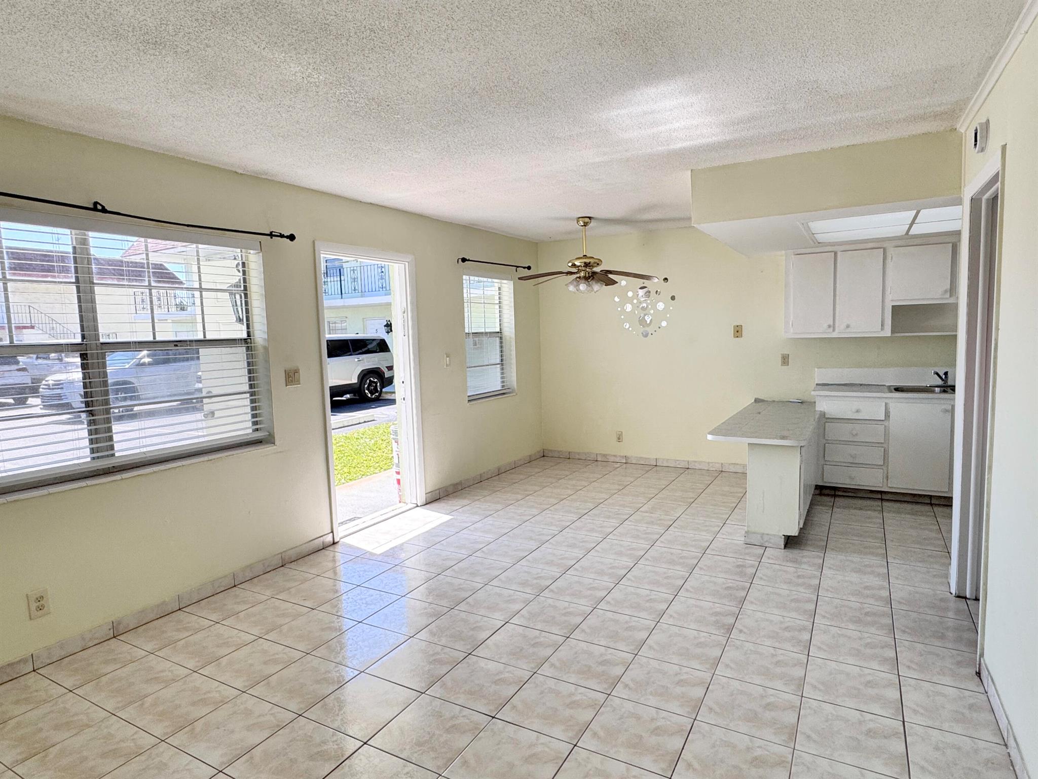 MEADOW PARK 2 - Commercial Sale