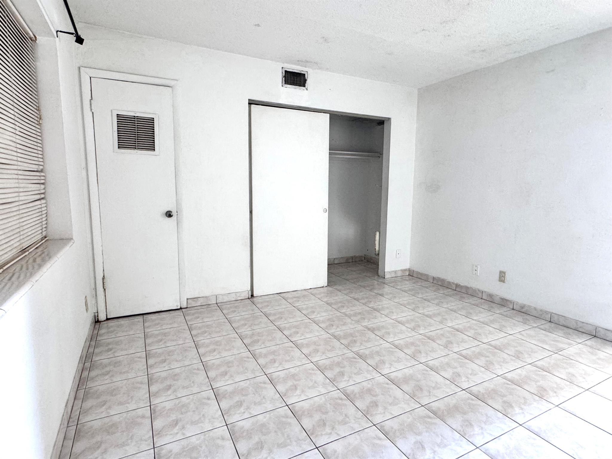 MEADOW PARK 2 - Commercial Sale