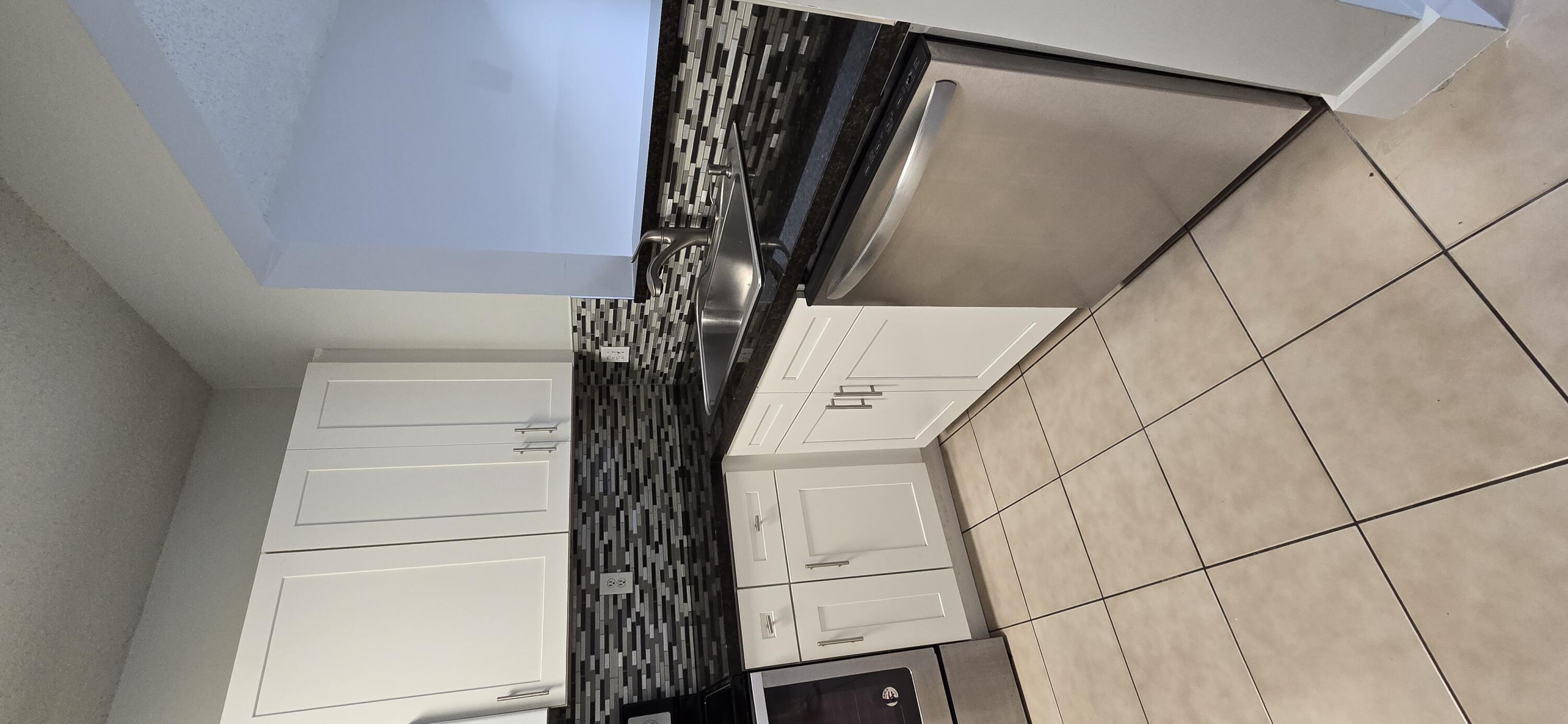 BANYAN TRAILS - Residential