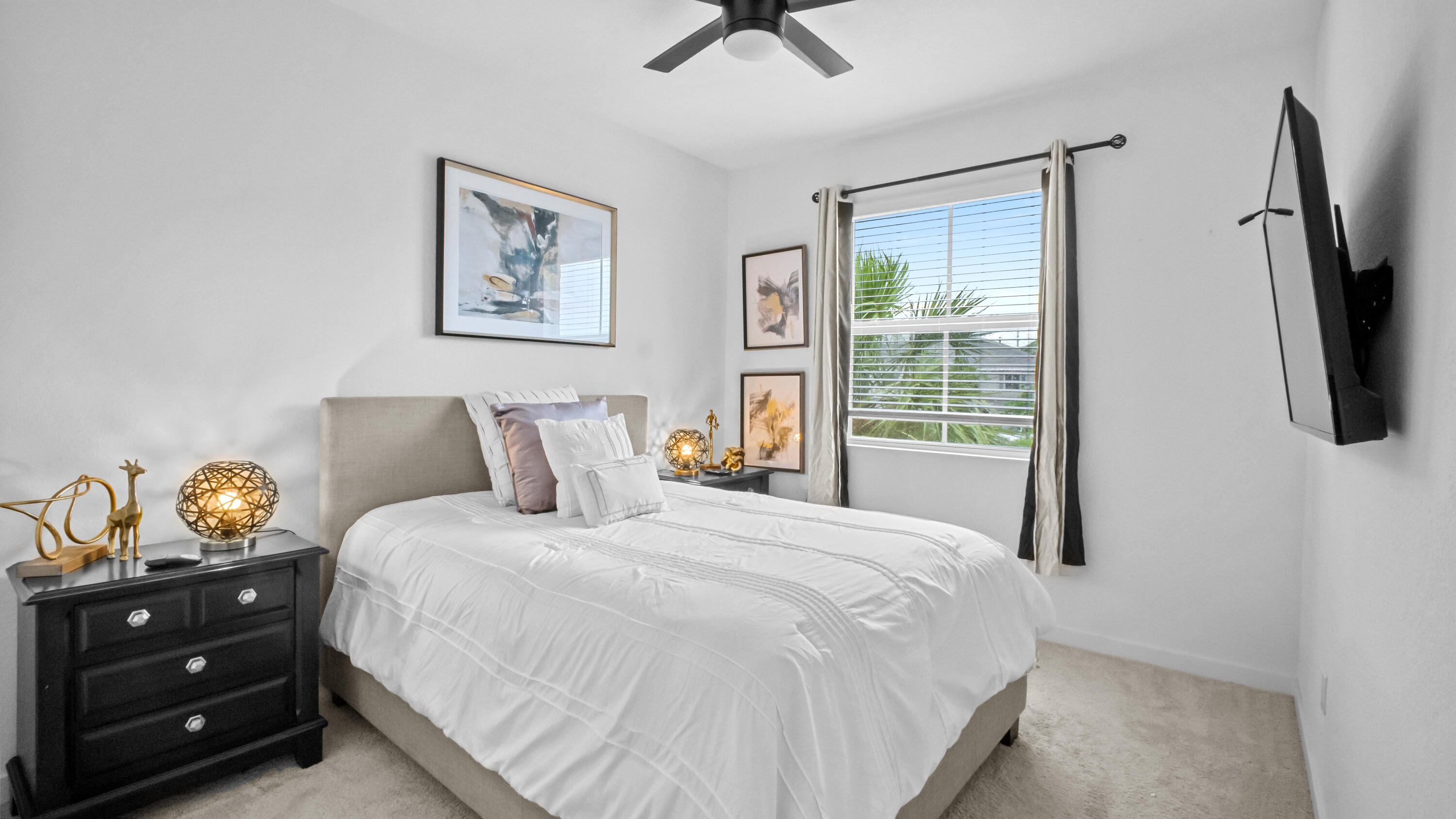 RIVIERA COVE - Residential