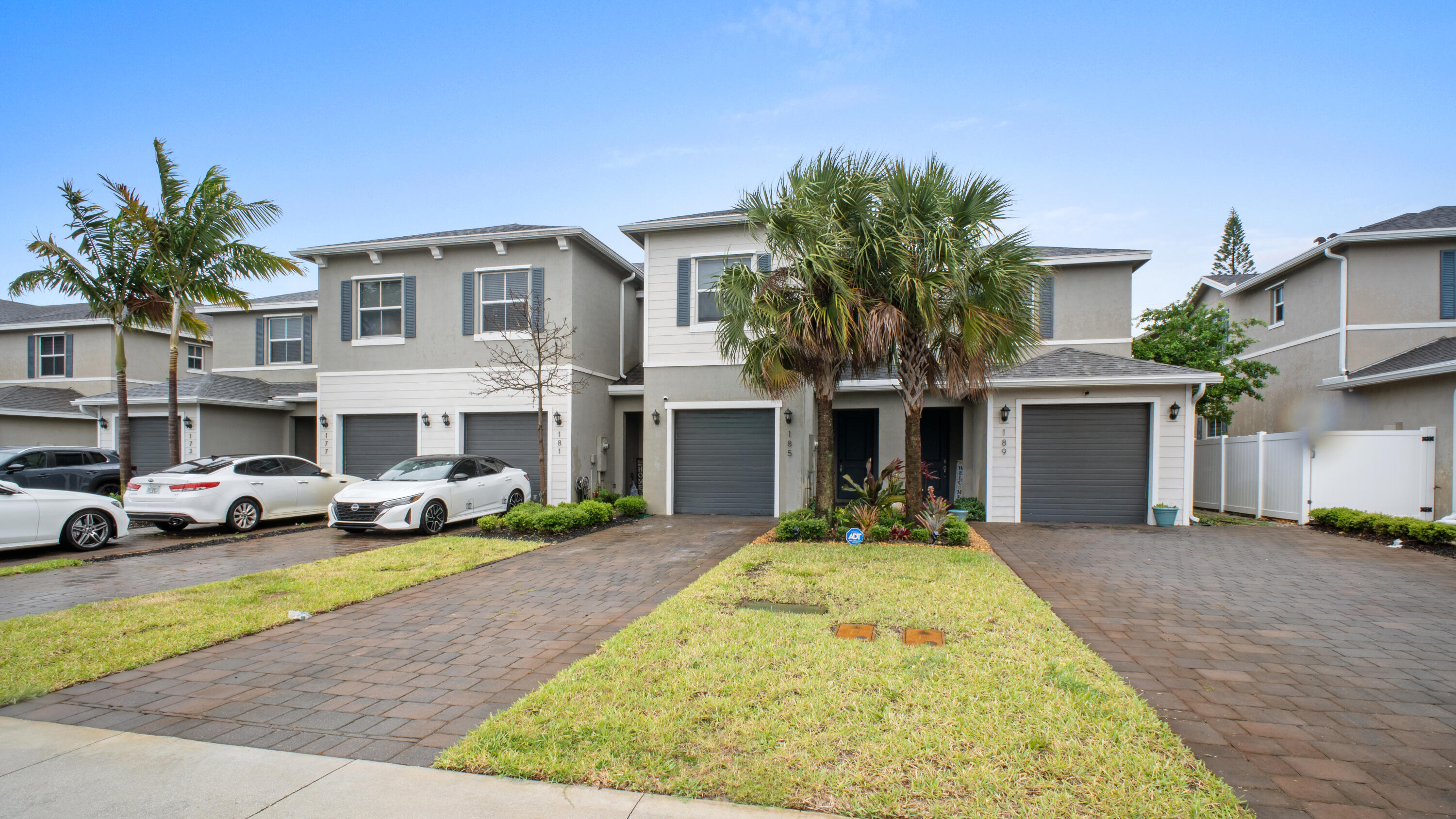 RIVIERA COVE - Residential