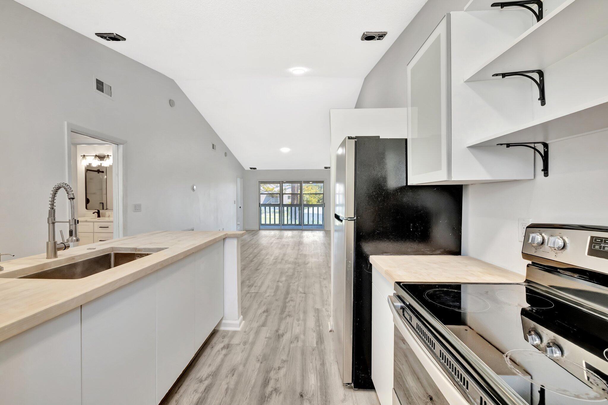 5755 Deer Run Drive 1h