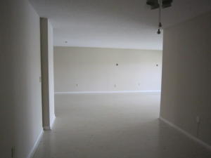 HUNTINGTON POINTE - Residential