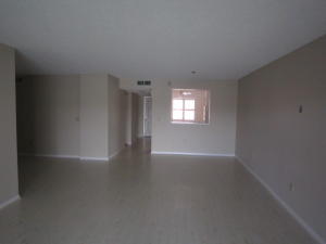 HUNTINGTON POINTE - Residential