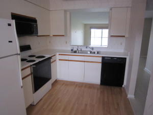 HUNTINGTON POINTE - Residential