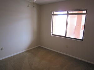 HUNTINGTON POINTE - Residential