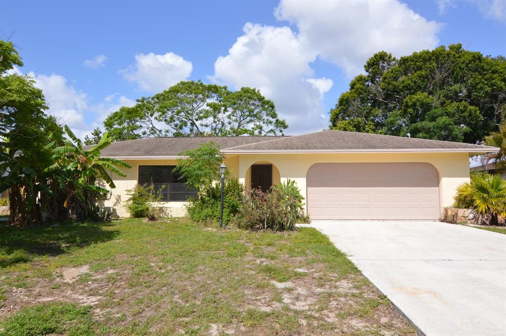 Photo of 1574 SE Croquet Street, Port St Lucie, FL 34983 (MLS # R10796608)