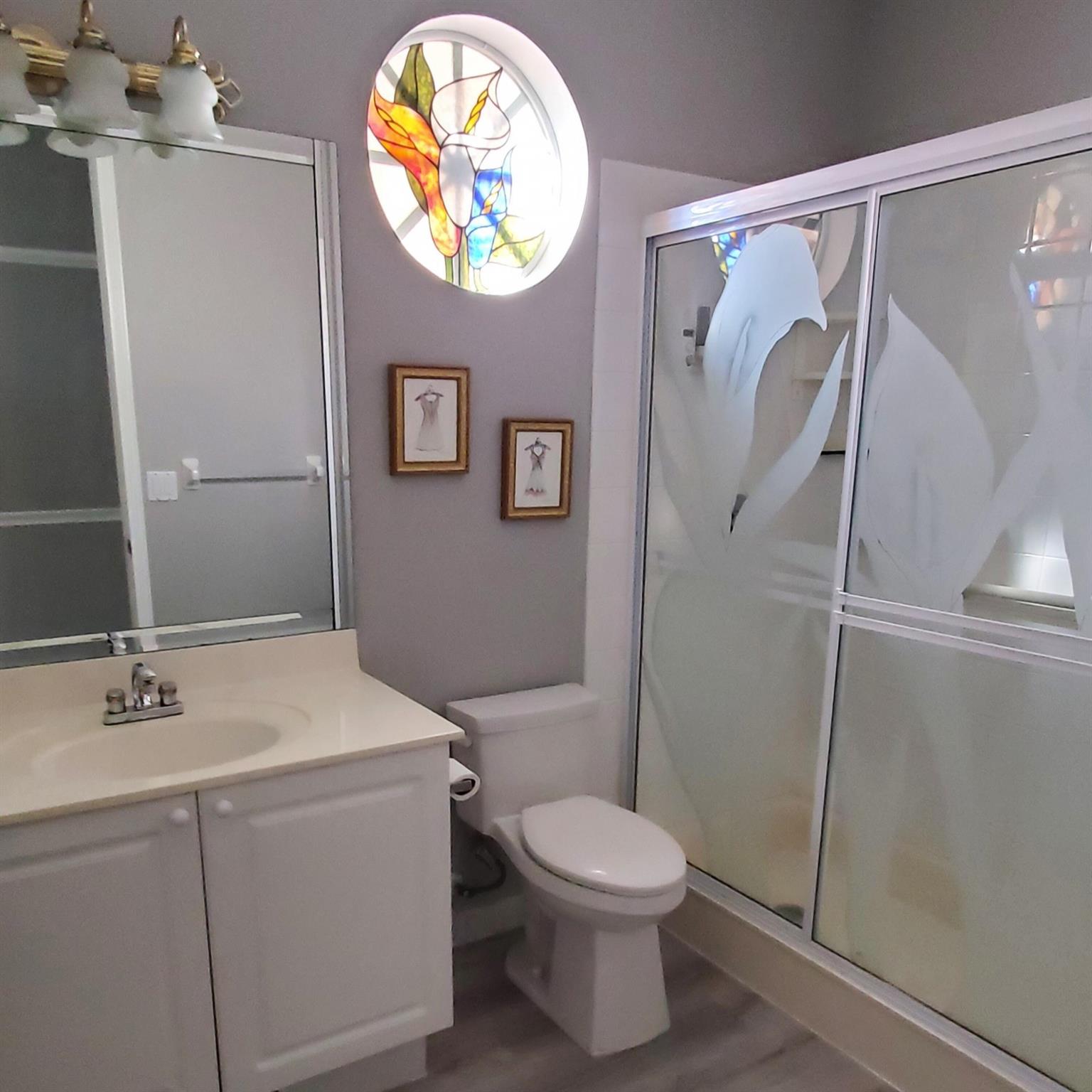 VALENCIA LAKES 1 - Residential Lease