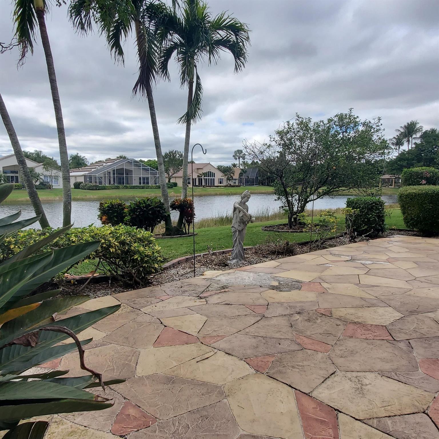 VALENCIA LAKES 1 - Residential Lease