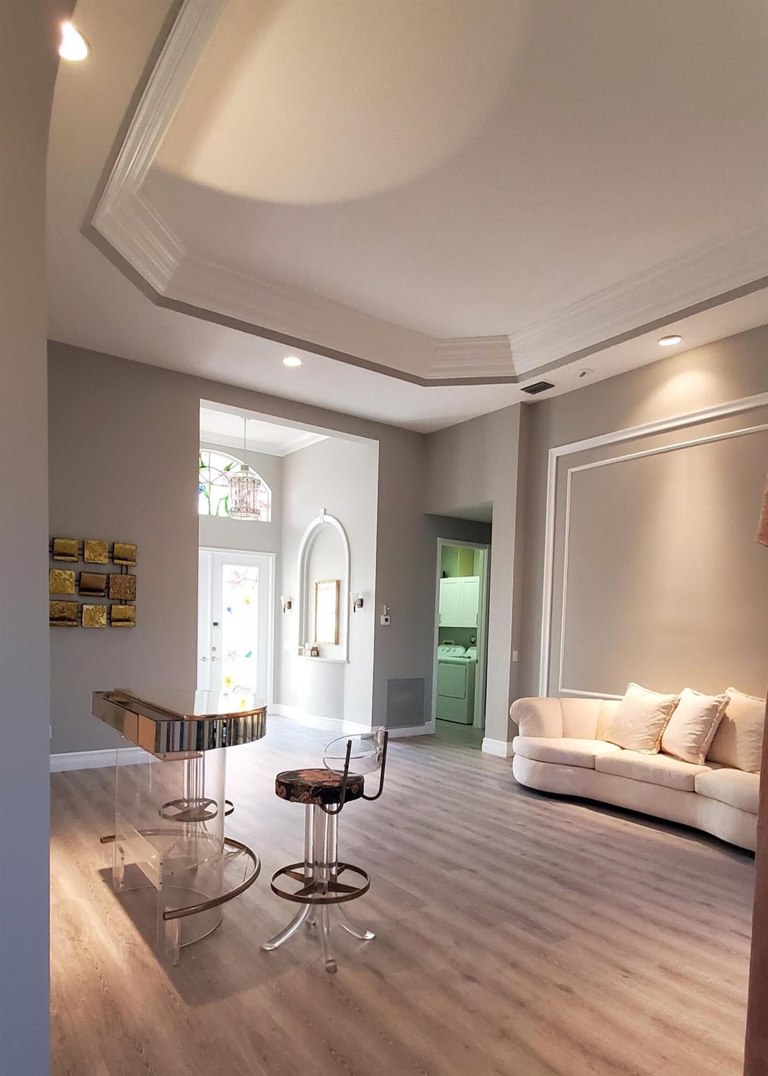 VALENCIA LAKES 1 - Residential Lease