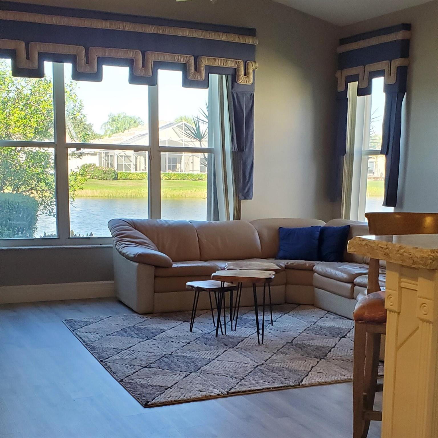 VALENCIA LAKES 1 - Residential Lease