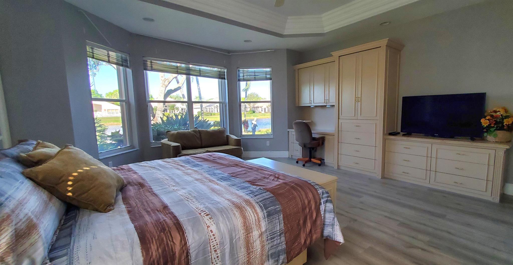 VALENCIA LAKES 1 - Residential Lease